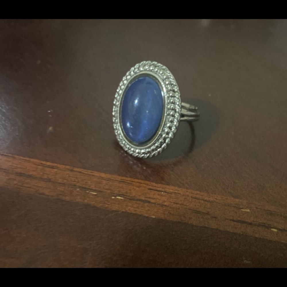 Acrylic ring - Picture 3 of 6